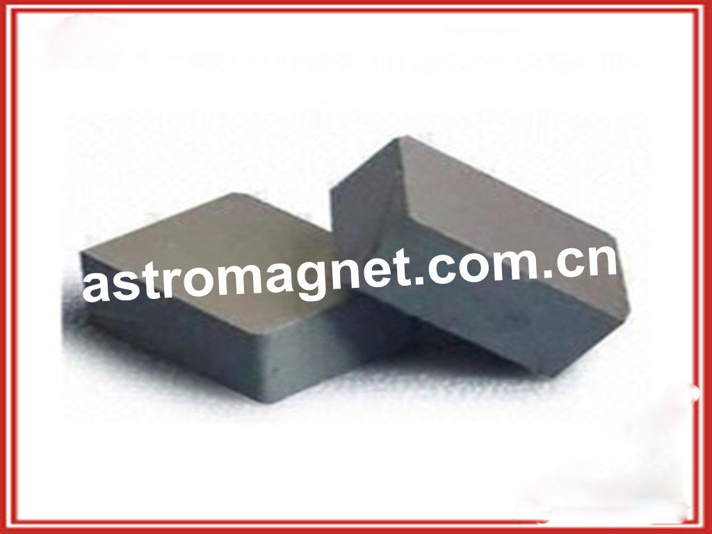 Ceramic   Square  Permanent  Magnet