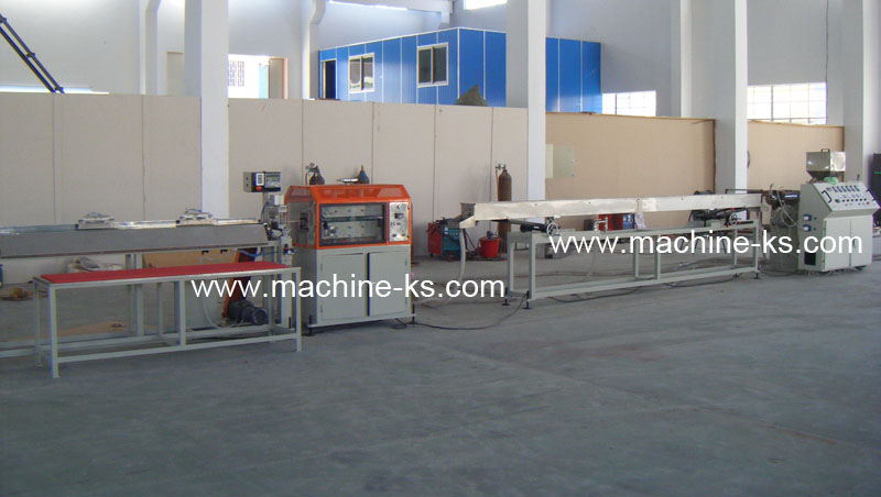 Pvc Seal Profile Machine