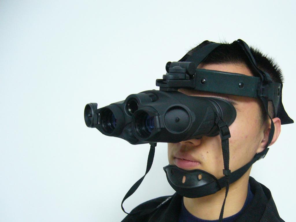 Helmeted Night Vision Goggle (LL112-2)