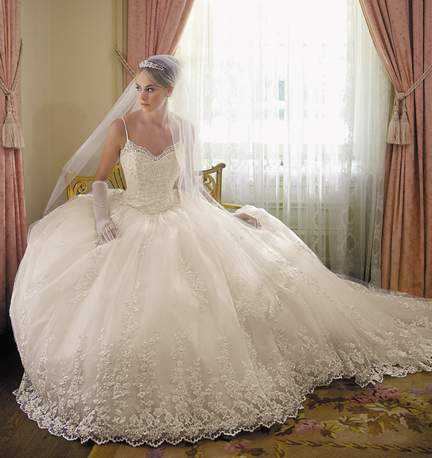 custom bridal gown wedding dress