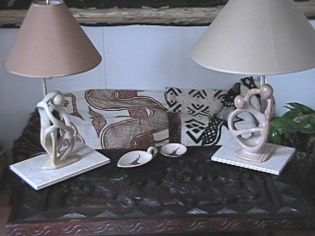 Makonda Sculpture Lamp