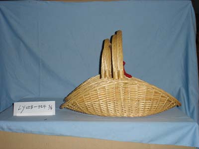 willow basket with hand