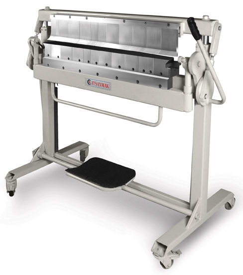 Folding Machine with segmented tools