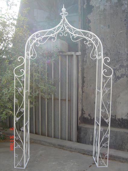 Garden furniture iron arch