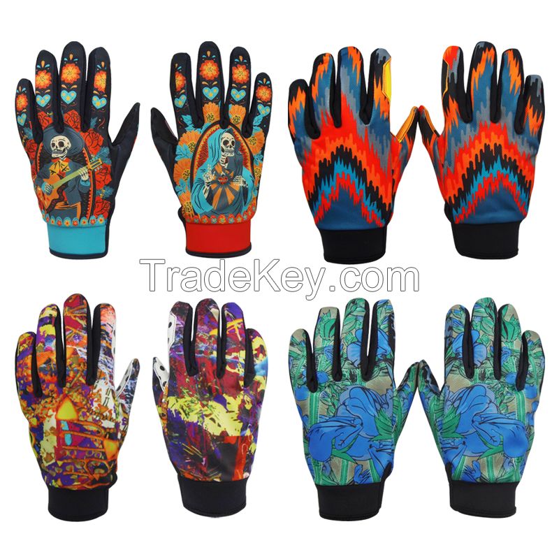 New brand Snowboard Gloves  Women's Pipe Glove size Large