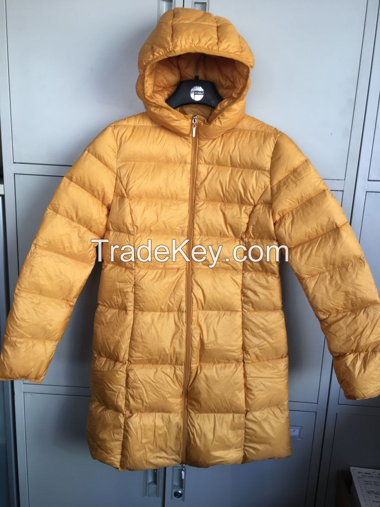 Women's lightweight packable down jacket