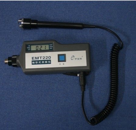 Vibration tester with temperature