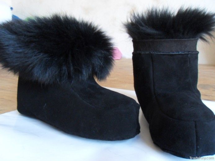 fur slipper