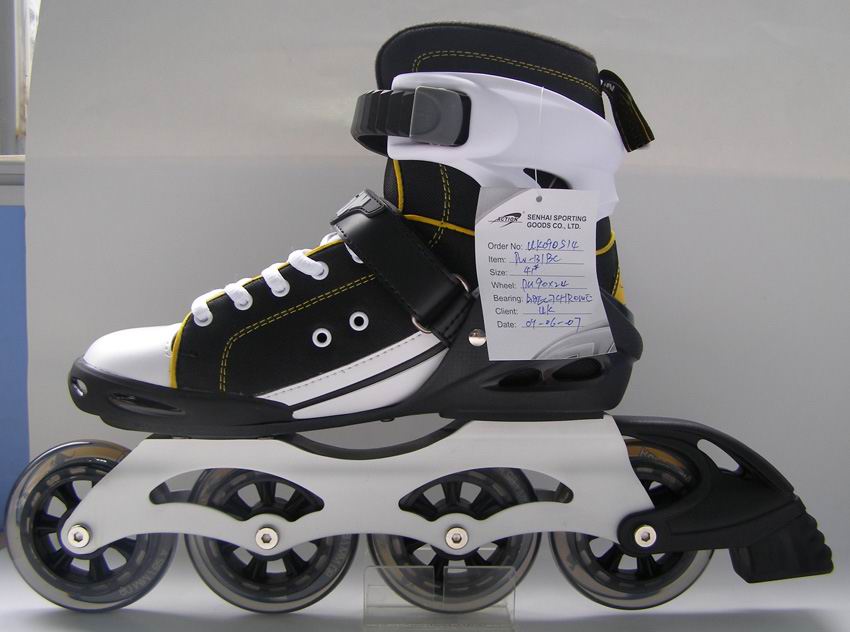 rollerblade/inline skate/ice skate/skateboard/helmet/protector