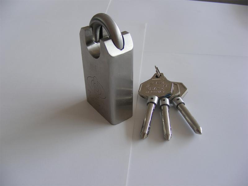 Jimmy proof padlock