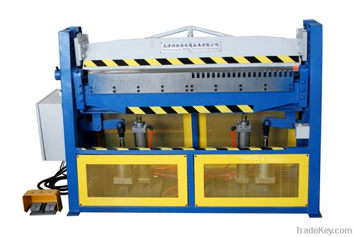 Pneumatic folding machine