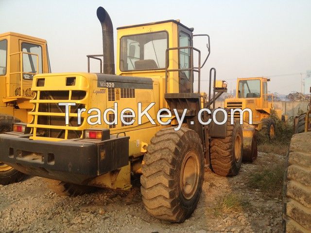 used original Japan Komatsu WA320 wheel loader for sale