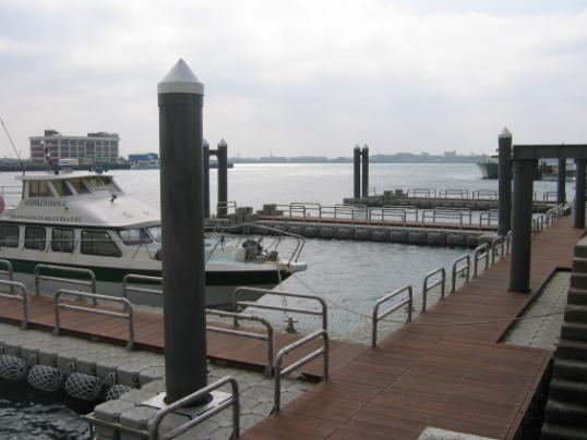 Yacht dock, floating dock, flating platform