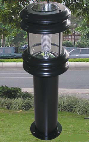 solar courtyard light