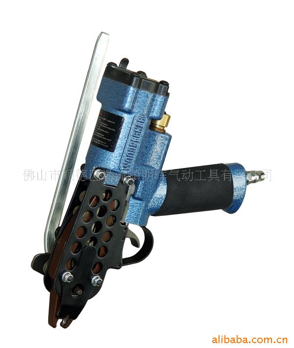 pneumatic nailer gun