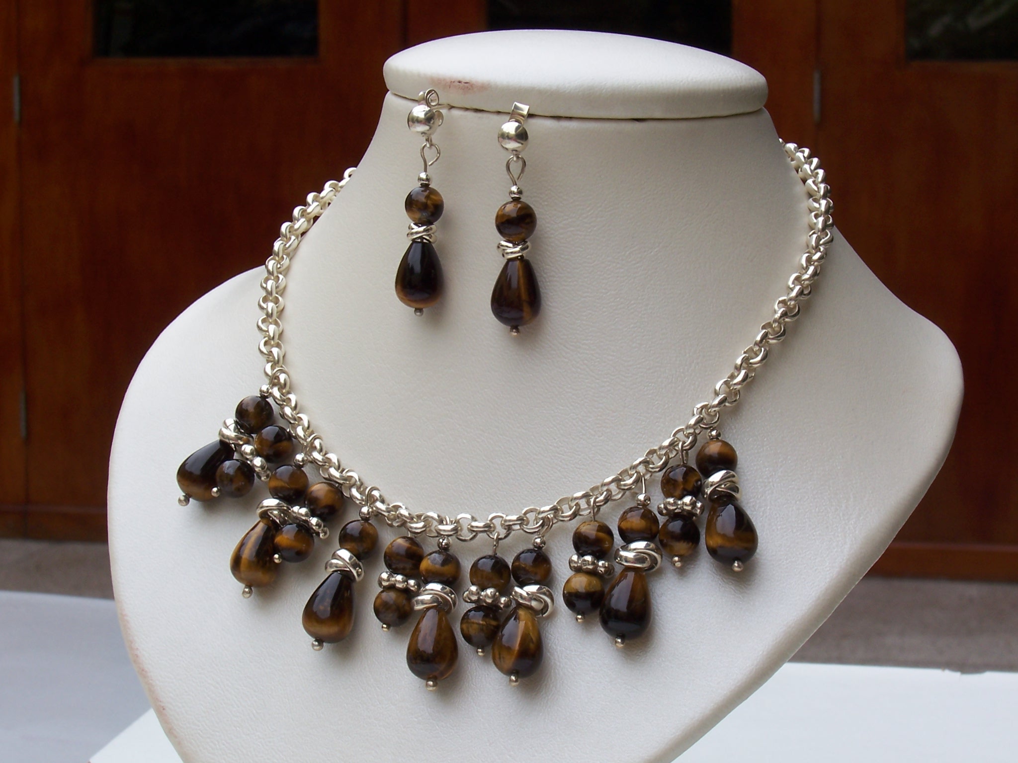 Elegant Tigers Eye Jewelry Set