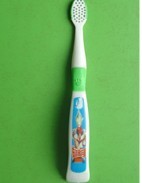 cartoon toothbrush 021