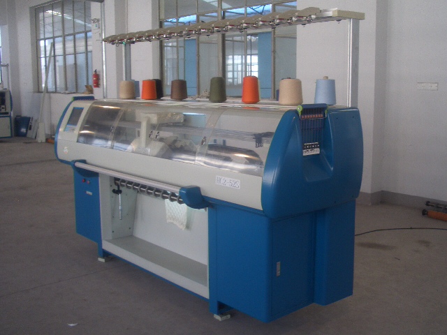 Computerized Flat Knitting Machine