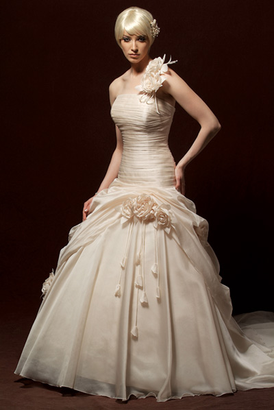 wedding dress w206