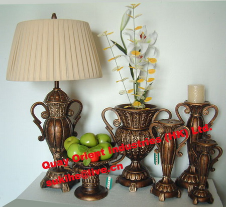 lamps, candle holders, vases, fruit bowls, mirrors, photo frames etc.