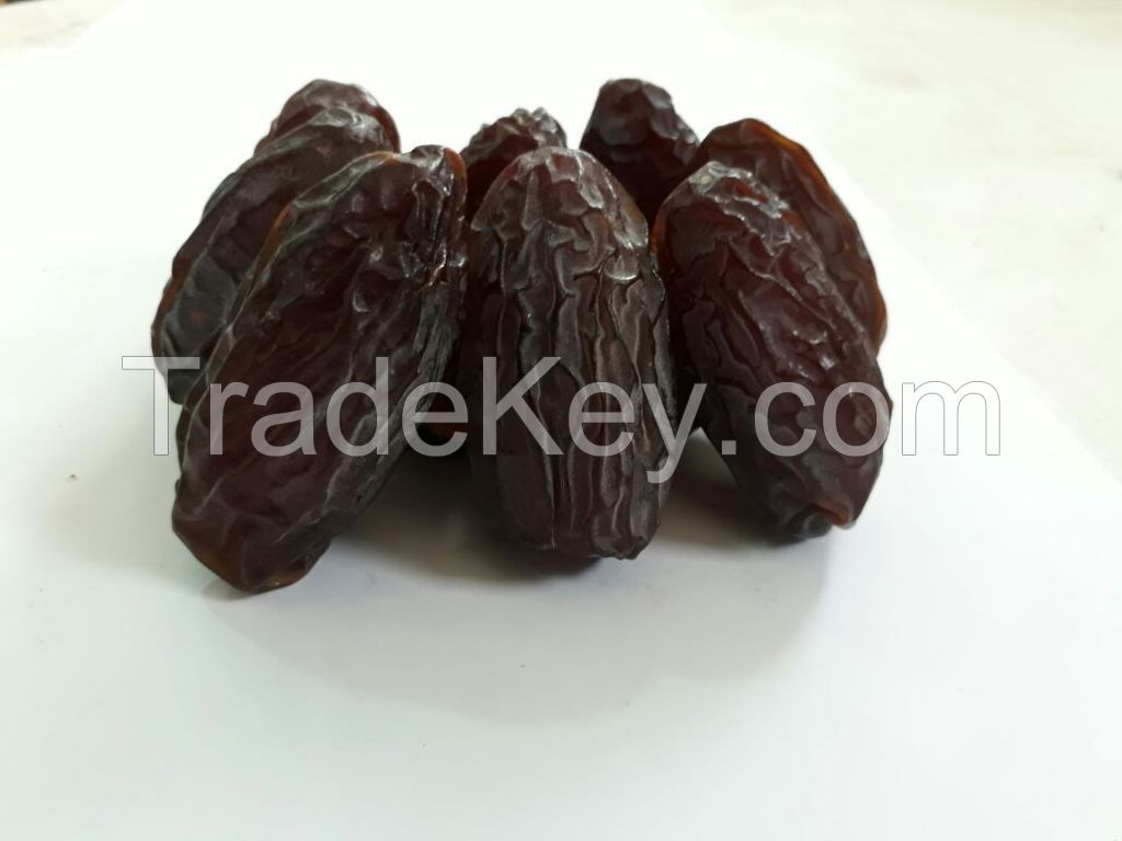 Large Premium Medjool Dates