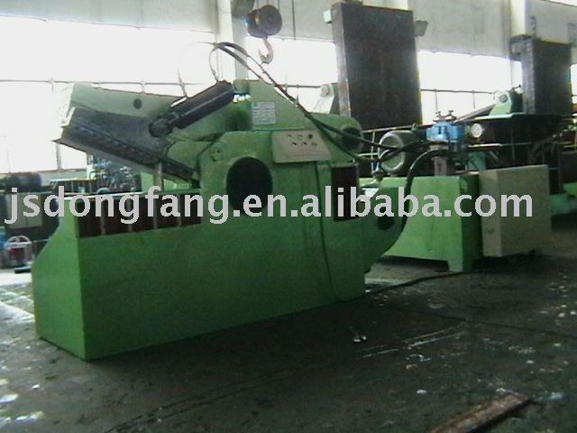 hydraulic metal shearing macine