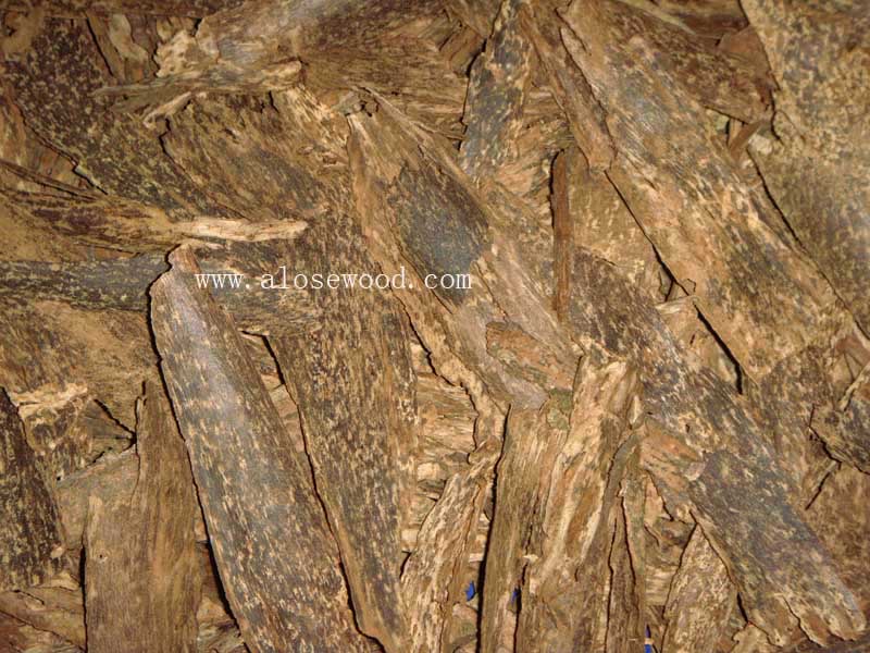 D9063High china agarwood chips