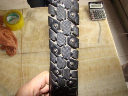 INNOVA BICYCLE/BIKE ICE AND SNOW TIRE/TYRE WITH STUDS
