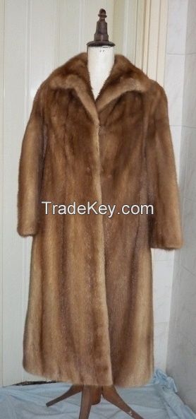 Pre-owned real fur coats and jackets for good price