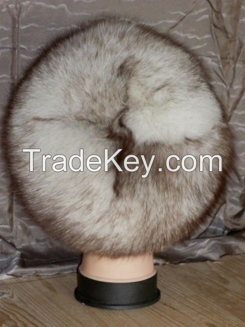 100 pieces real fur hats for only 35.- EUR/piece
