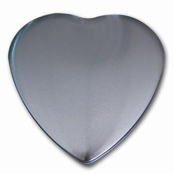 heart shaped tins