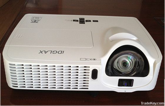 Interactive projector iDG-X5005 with the smart whiteboard