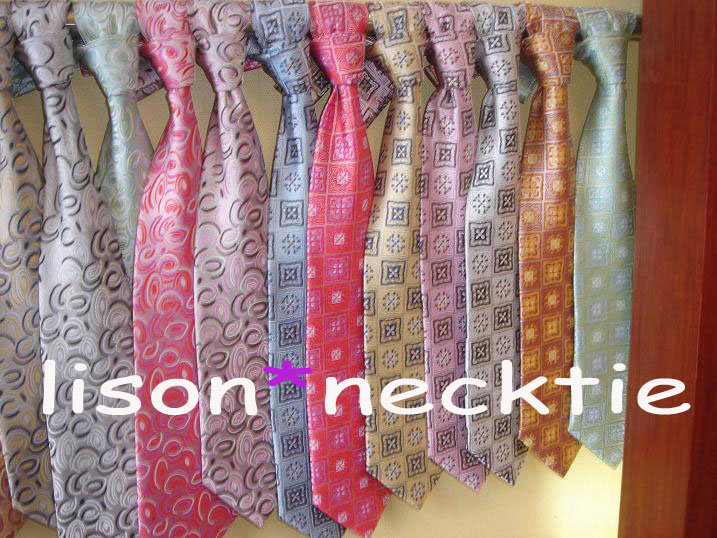 Polyester necktie