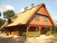 TRADITIONAL TIMBER HOUSES