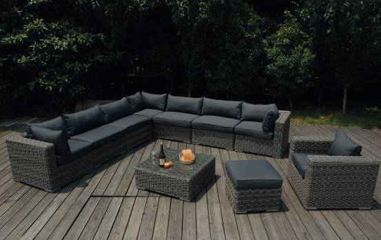 sell rattan outdoor furniture
