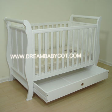 baby cot /crib /bed /furniture