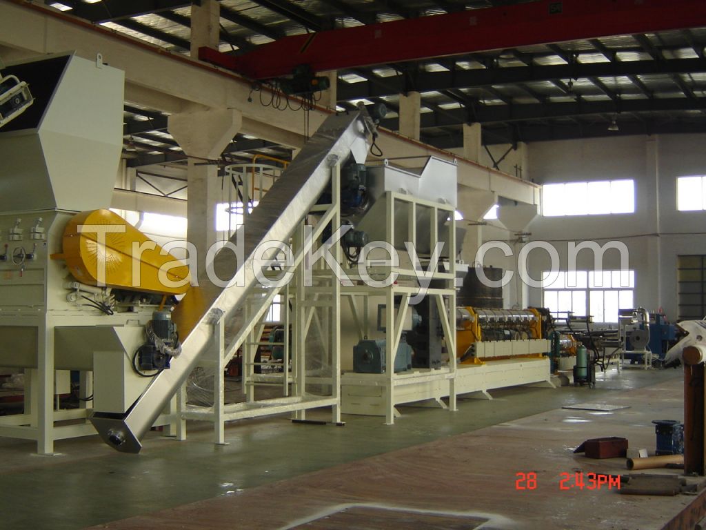 Plastic Recycling Extruder Machine