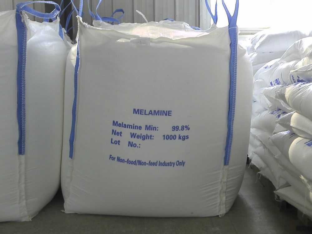 99.8% melamine powder
