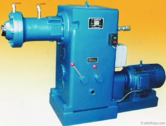 Hot feed rubber extruder