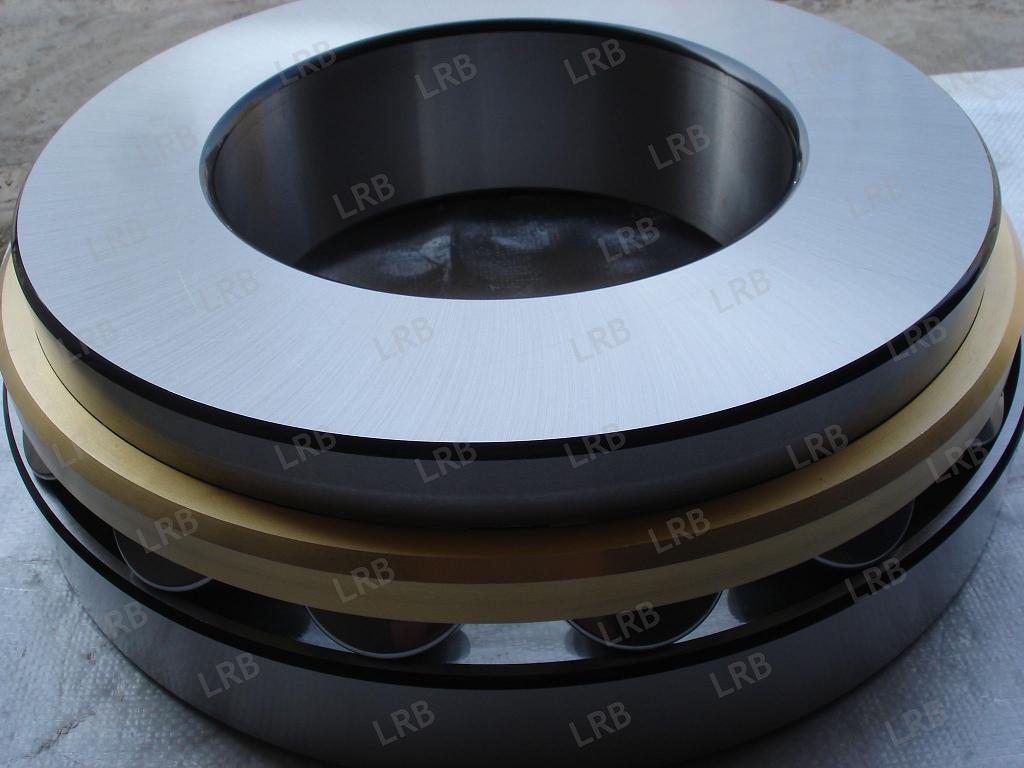 Spherical thrust roller bearing