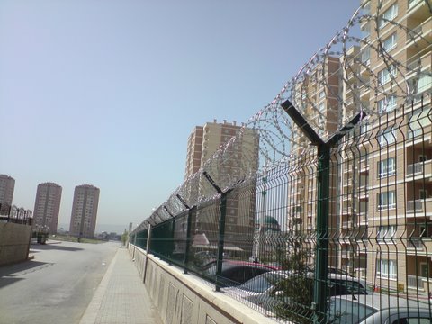 Concertina Razor Wire