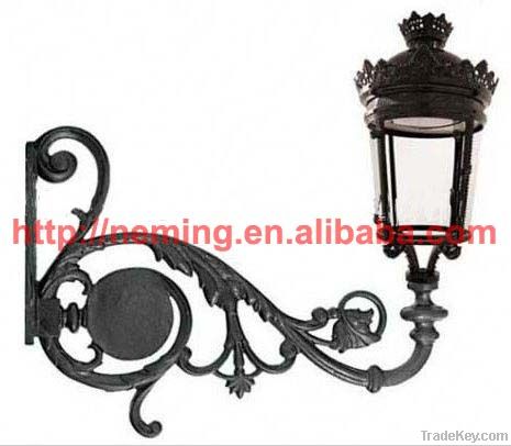 Victorian Cast Iron Lamp Bracket