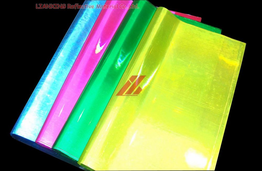 prismatic reflective sheet