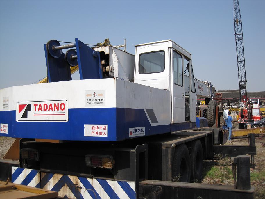 used crane TADANO 250E truck crane construction machinery