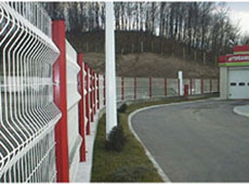 Welded mesh fencing