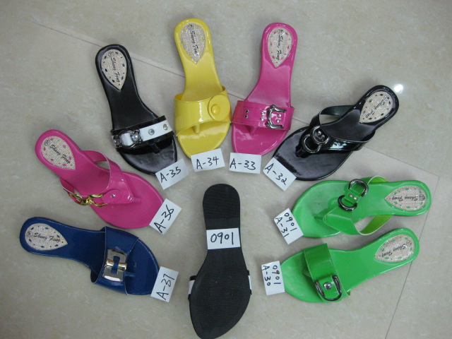 ladies dress slipper