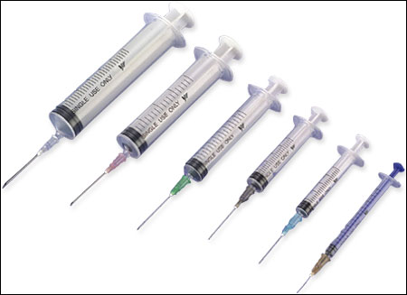 Dispoable syringe