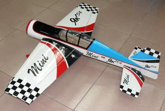 model airplane Yak54