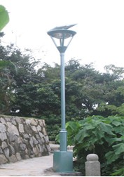 solar courtyard light