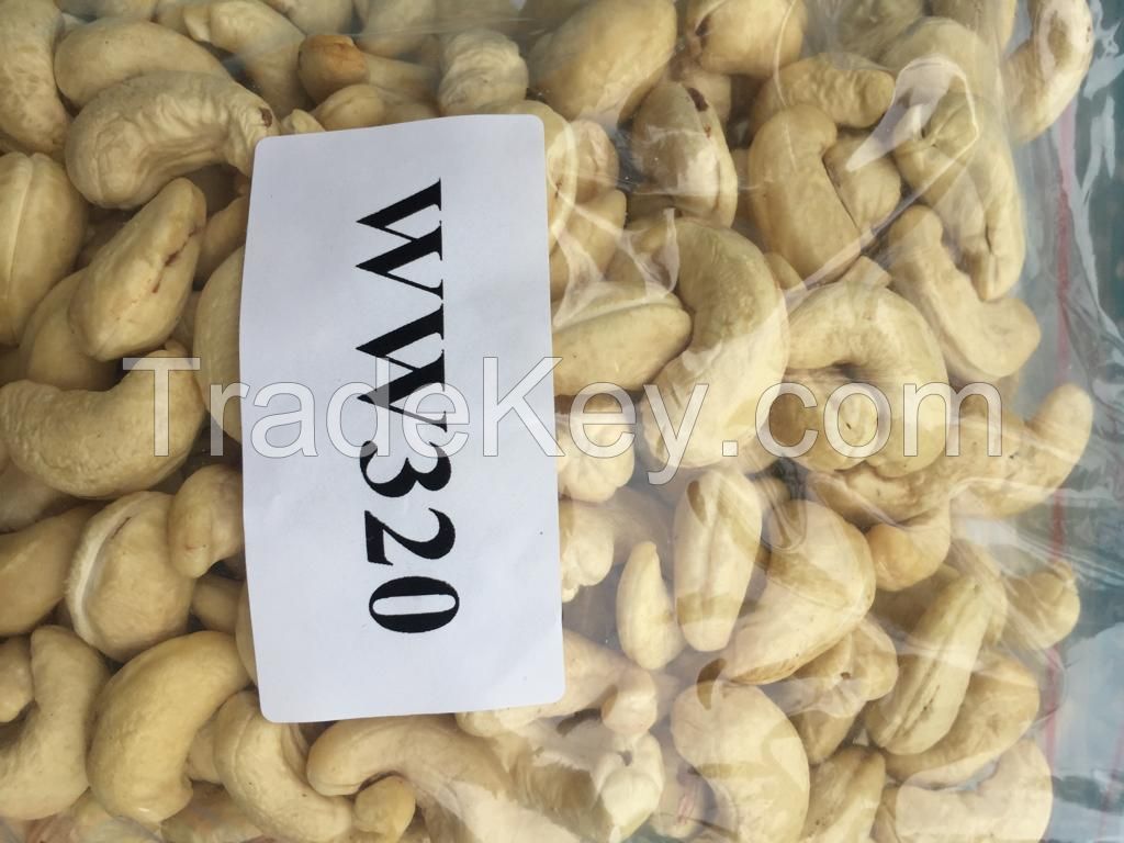 Cashew Nut Kernels and Raw Cashew Nuts